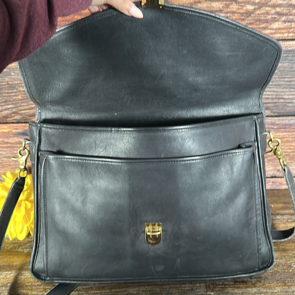 Coach Vintage Black Briefcase! - Picture 7 of 9